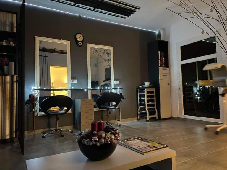 Aqua Apartman Satu Mare Luaran gambar